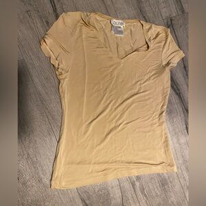 Laurel V Neck Tshirt